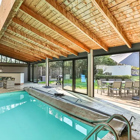 Splendide Maison De 330m Avec Piscine Interieure * Challans