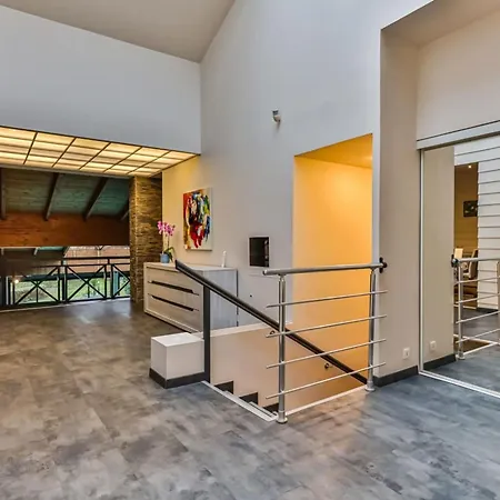 Splendide Maison De 330m Avec Piscine Interieure * Challans
