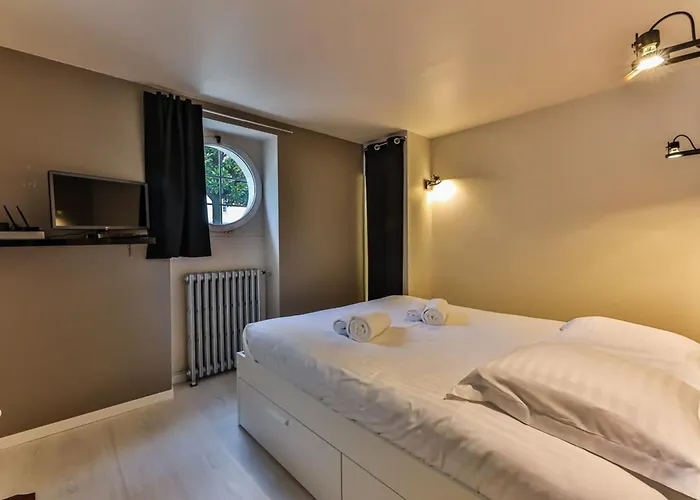 L'atypique - Piscine Interieure - Wifi