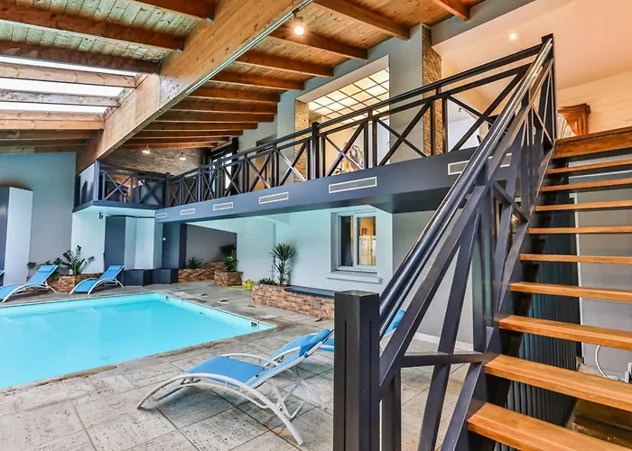 L'atypique - Piscine Interieure - Wifi * Challans